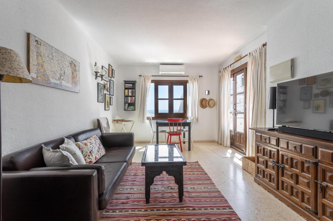 Capistrano Playa Apartment Нерха Екстериор снимка