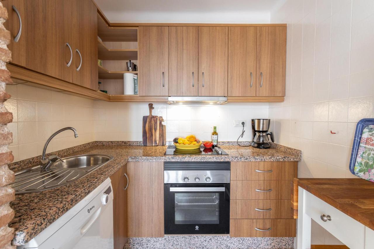 Capistrano Playa Apartment Нерха Екстериор снимка