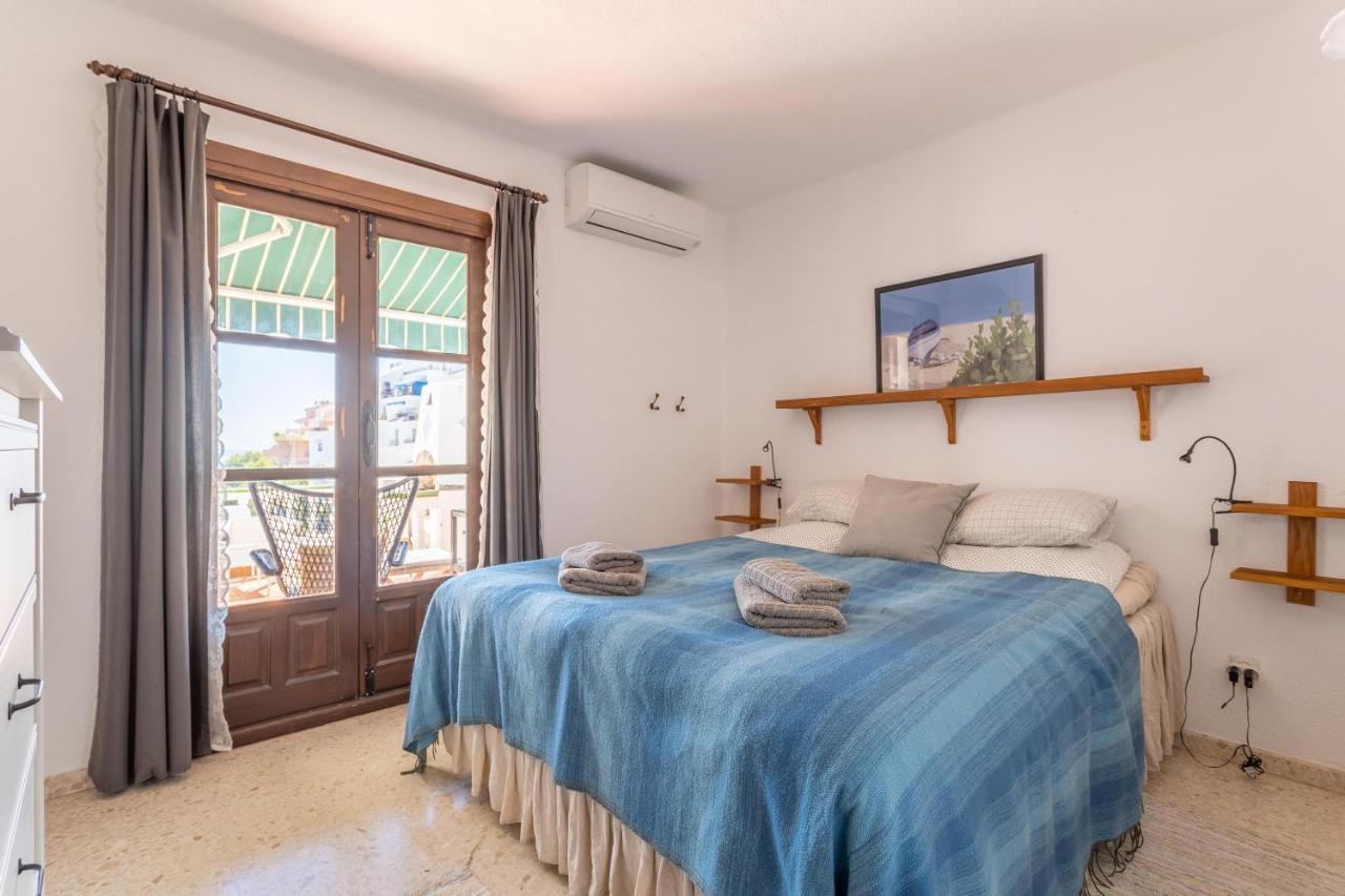 Capistrano Playa Apartment Нерха Екстериор снимка