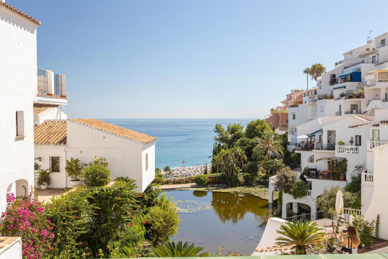 Capistrano Playa Apartment Нерха Екстериор снимка